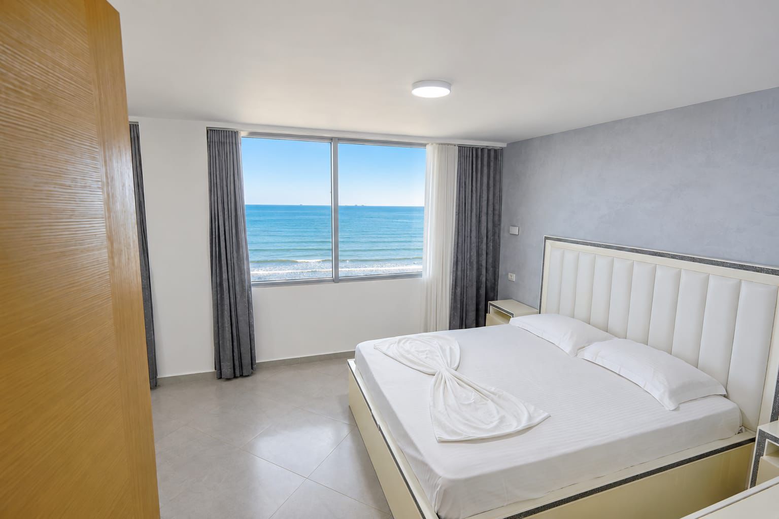  sunset hotel